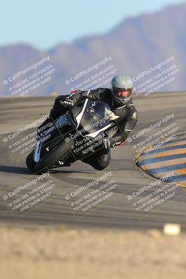 media/Dec-10-2023-SoCal Trackdays (Sun) [[0ce70f5433]]/Turn 12 (2pm)/